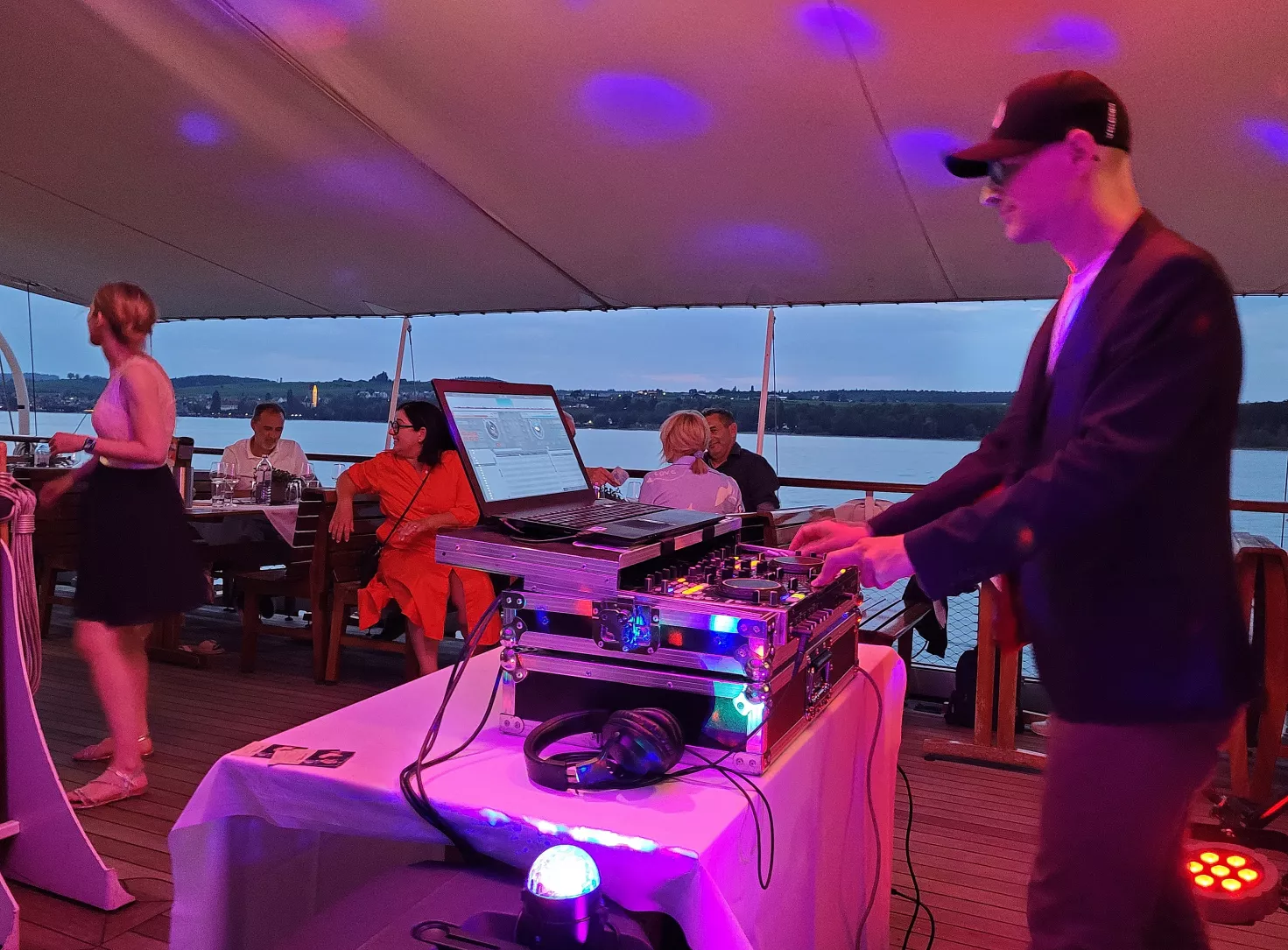 Stimmung mit dem DJ 