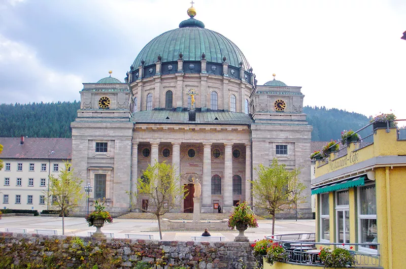 Dom mit Dom-Café St. Blasien