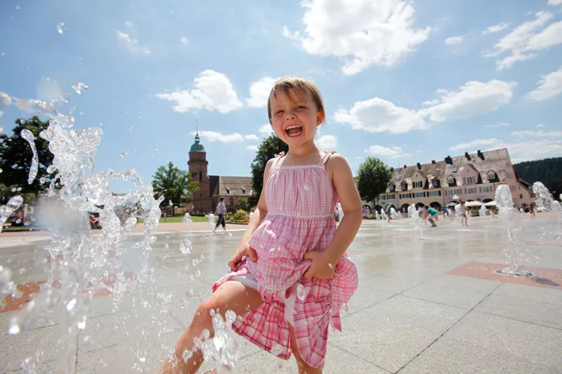 Wasserspaß auf dem Marktplatz Freudenstadt