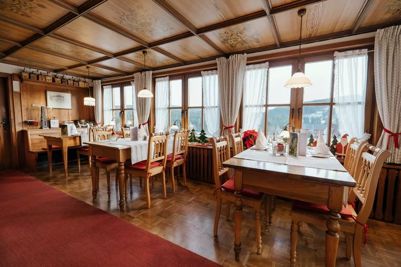 Hotel - Restaurant Peterle Gaststube