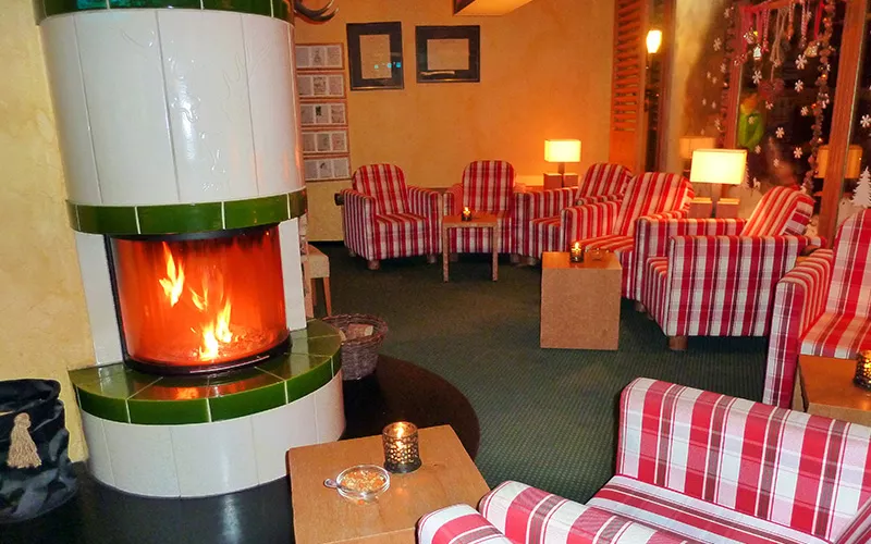 Lounge, gemütliche Stunden am Kamin Hotel Tanne