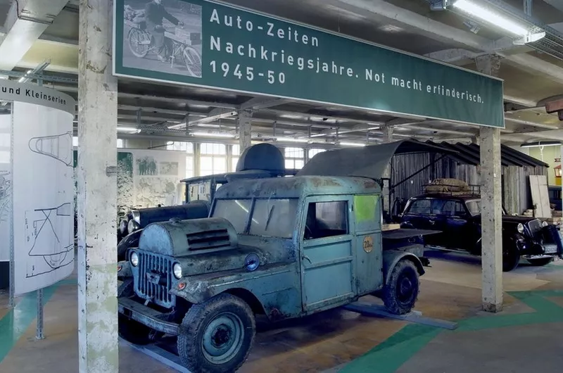 Nachkriegsjahre Auto- und Uhrenmuseum Schramberg