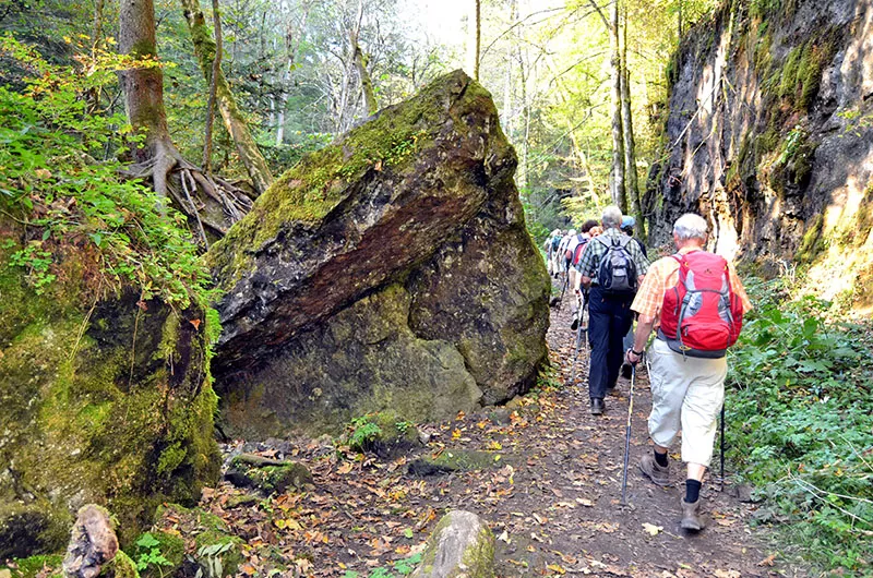 Wanderer in der Gauchachschlucht