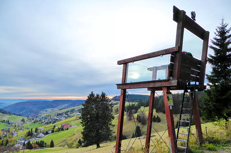 Aussichtsstuhl auf dem Martin-Heidegger-Weg Todtnauberg