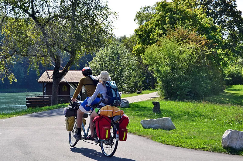 Radwanderer auf dem Südschwarzwaldradweg